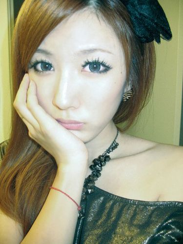 被触手强制扒开侵犯小说